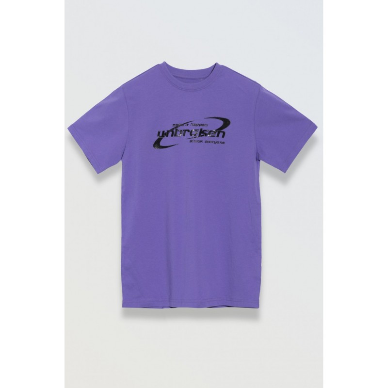 Fioletowy t-shirt z nadrukiem na wysokości piersi - 46713
