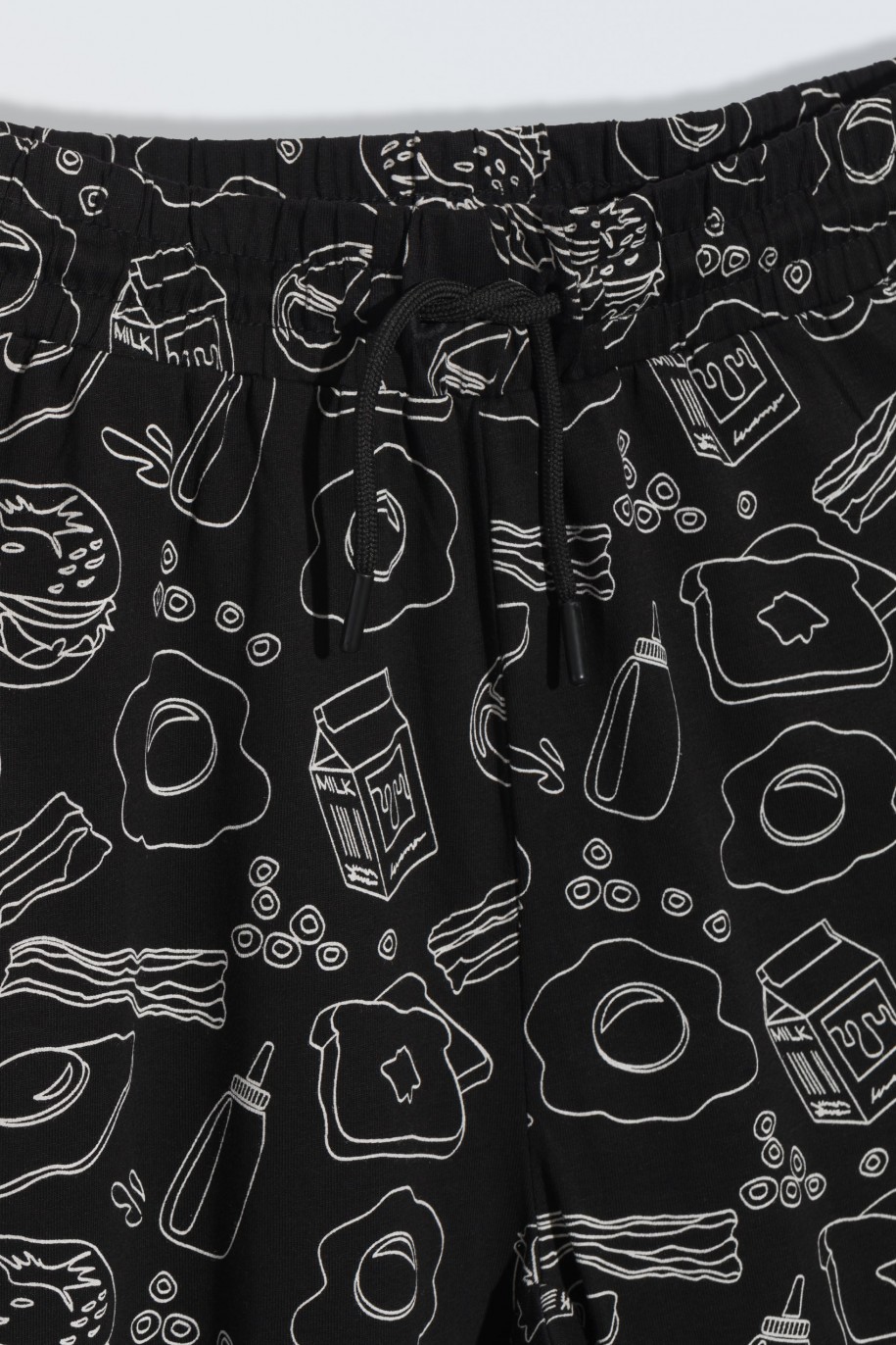 Czarna bawełniana piżama z nadrukami - 46745