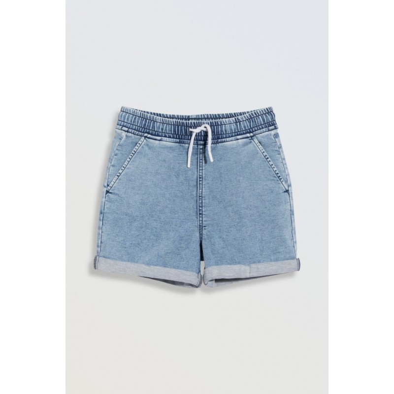 Jasnoniebieskie krótkie spodenki jeansowe z wywijanymi nogawkami - 46786