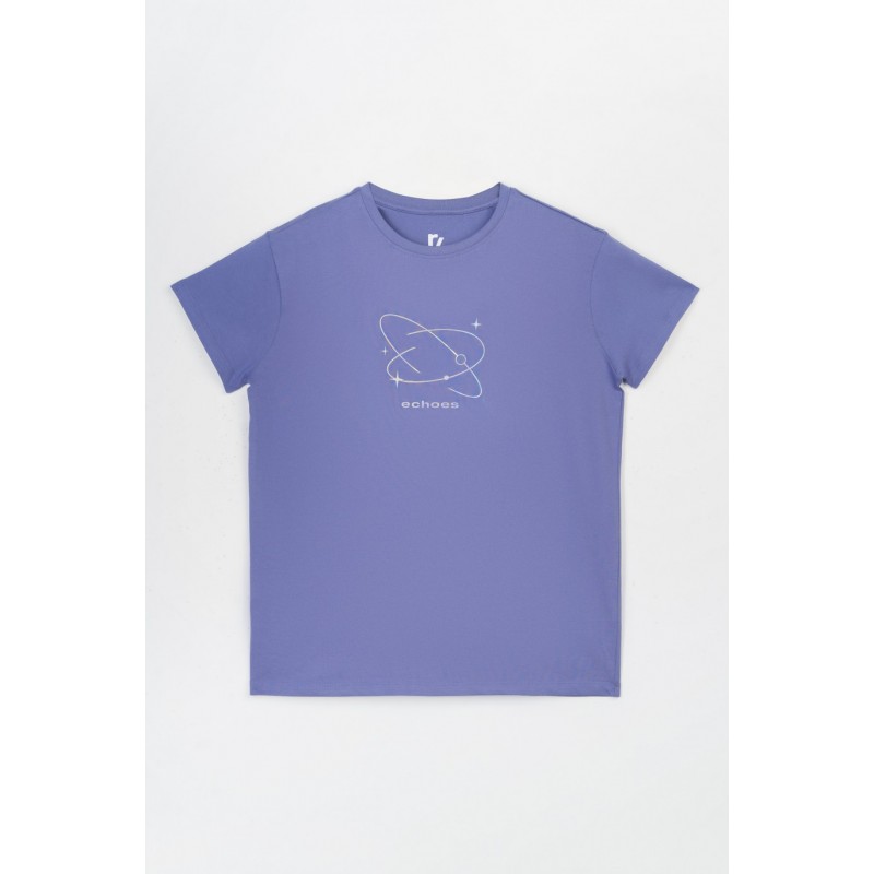 Fioletowy t-shirt z hologramowym nadrukiem na wysokości piersi - 47271