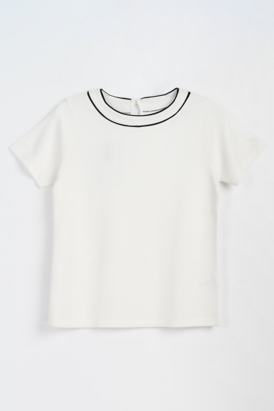 Biała elegancka bluzka z ozdobną lamówką z dzianiny sweterkowej - 47295