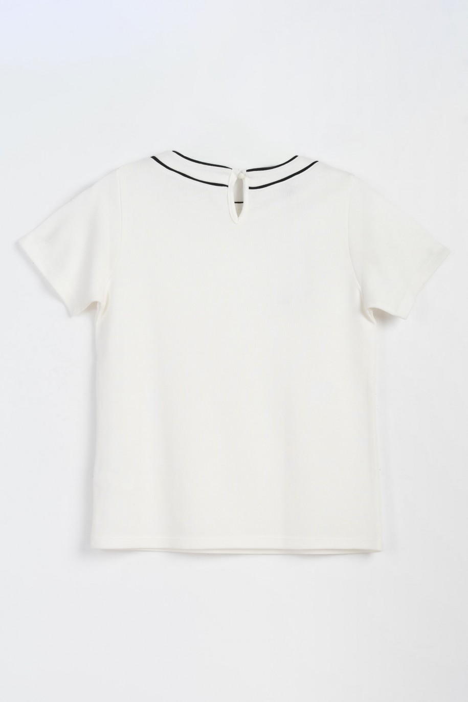 Biała elegancka bluzka z ozdobną lamówką z dzianiny sweterkowej - 47296