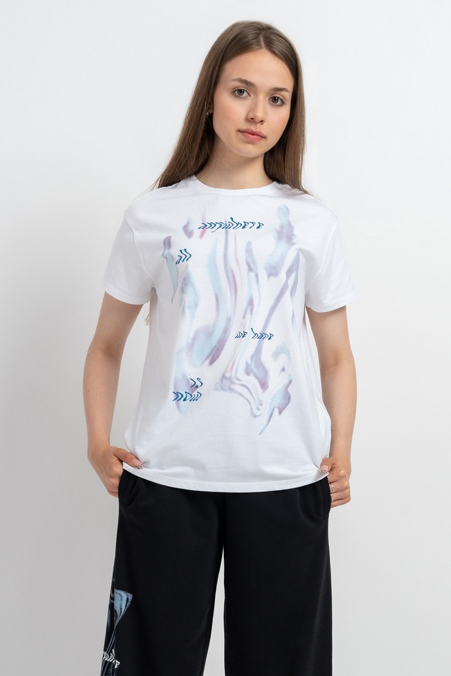 Biały t-shirt z kolorową grafiką z przodu - 47834