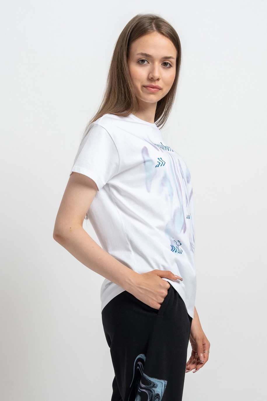 Biały t-shirt z kolorową grafiką z przodu - 47835